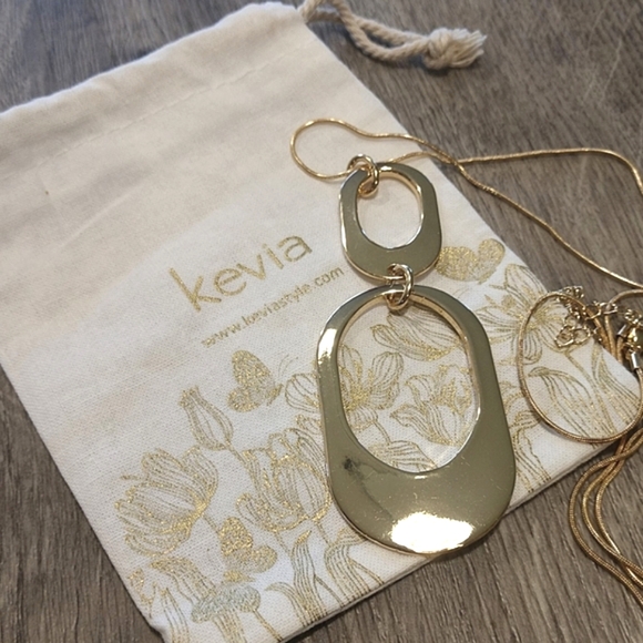 CLEARANCE Kevia Gold Geo Art Deco Long Gold Necklace - Picture 3 of 3